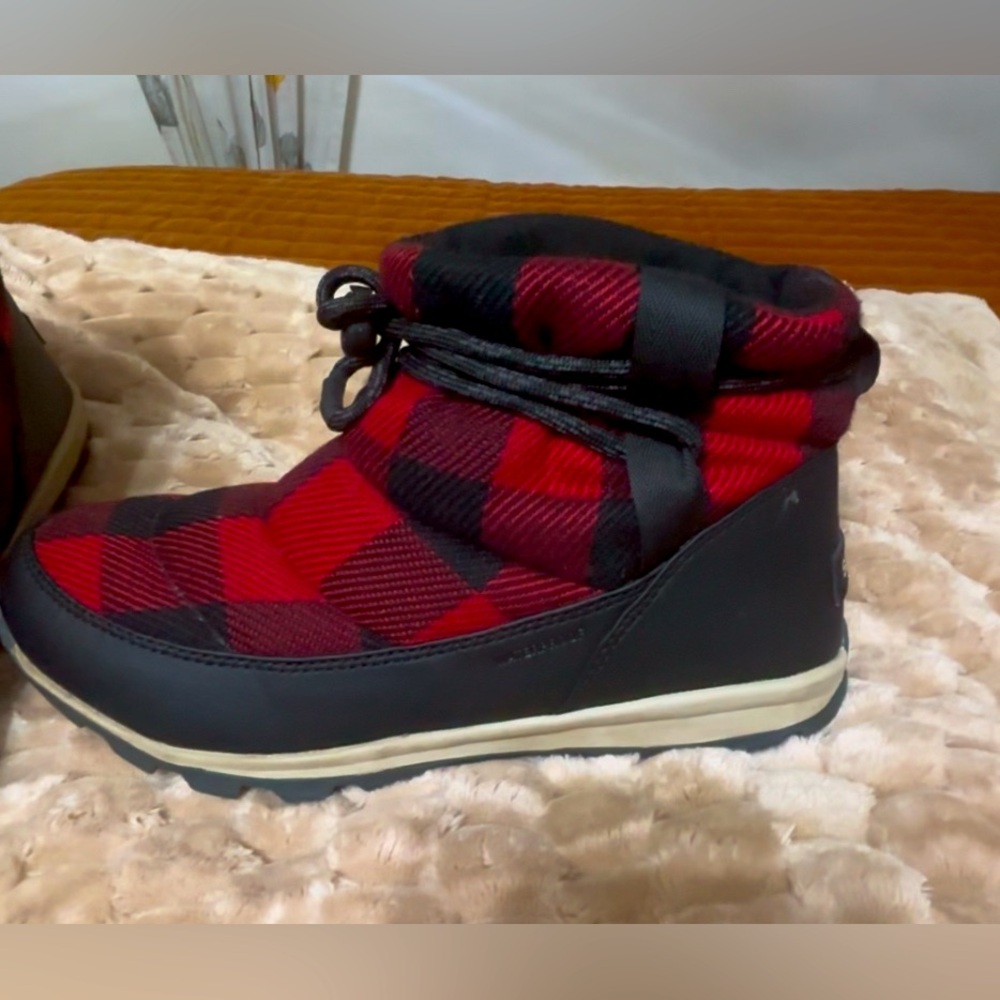 Sorel Red/Black Checker Boots